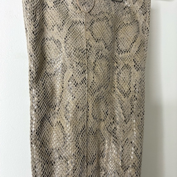 Elegant Snakeskin Heeled Boots - Picture 3 of 7